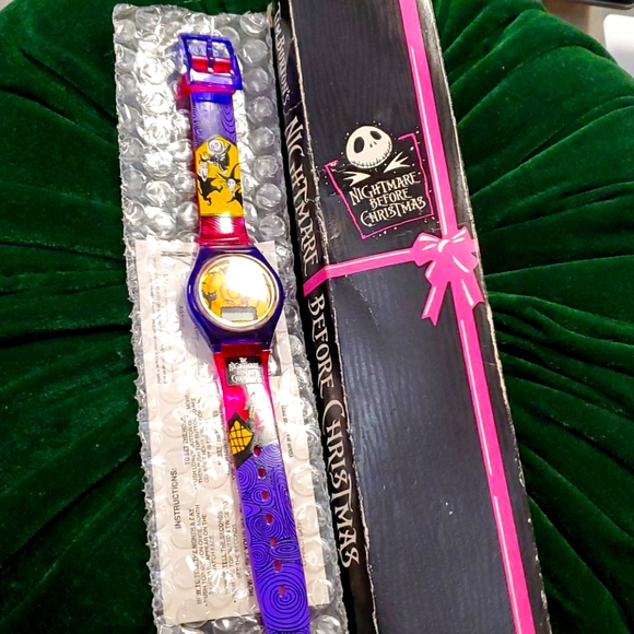 tim burton Accessories - Vintage nightmares before Christmas digital watch